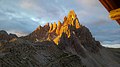 Monte Paterno dal rifugio Locatelli.jpg5 312 × 2 988; 2,04 MB