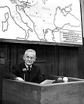 Photograph of Halder sitting in a witness box looking to his right