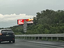 PA 420 Alternate Truck southbound along I-95.