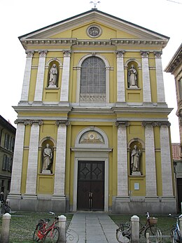 Pilastri na fasadi crkve Santa Maria Maddalena i Santa Teresa u Monzi