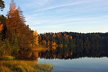 Uljaste järv oktoobris.jpg