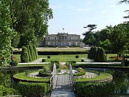 Het Château Peixotto met zijn Franse tuin