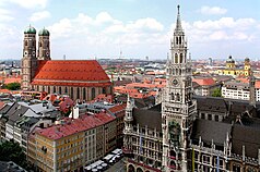 Marienplatz with Neues Rathaus and Frauenkirche in the background