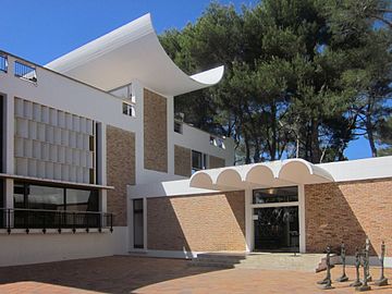 瑪格基金會（英语：Fondation Maeght），何塞普·路易斯·塞特（英语：Josep Lluis Sert）（1964年）