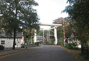 Wethouder D.M. Plompbrug over de Vecht