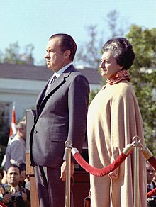 Richard Nixon kaj Indira Gandhi en 1971.