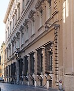 Fassade Via della Pigna