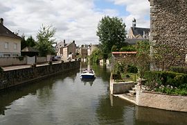 Vue de la rue des Fossés Saint-Jacques