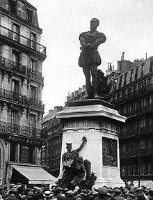 statue d’Étienne Dolet.