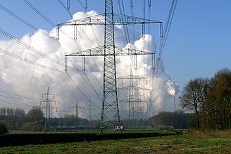 Cumulus homogenitus créé par une centrale au charbon allemande.