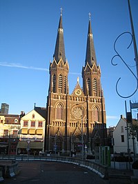 Sint Jozefkerk (Gereja Saint Joseph) atau Heuvelse kerk