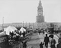 Das Ferry Building nach dem Erdbeben 1906