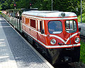 EA01 im Bahnhof Am Straßburger Platz, Gleis 1