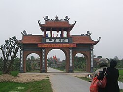 Chùa Nôm – Linh Thông Cổ Tự temple