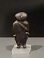 Nachkanonisches Idol aus schwarzem Stein, möglicherweise anatolisch unter kykladischem Einfluss, 4,8 cm, Badisches Landesmuseum Karlsruhe