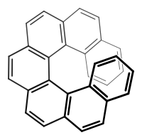 (P)-(+)-Heptahelicen weist Helizität im Uhrzeigersinn auf.