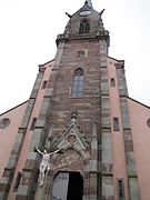 Clocher-porche de l'église Saint-Étienne.