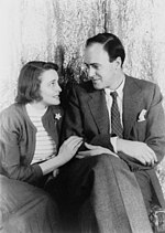 Roald Dahl met zijn eerste vrouw Patricia Neal in 1954