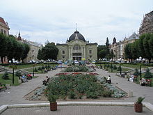 Chernivtsi Theatre 2007.JPG