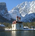 Church St. Bartholomew, in the background the "Watzmann" east wall.