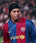 Ronaldinho i februari 2007, i en match mellan FC Barcelona och Racing de Santander.