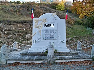 Lo monument dels mòrts.