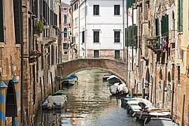 Ponte del Fontego on Rio di San Francesco della Vigna viewed from east