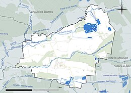 Carte en couleur présentant le réseau hydrographique de la commune