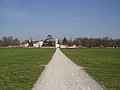 Villa Mirabello nel Parco di Monza vista dal sentiero che la collega a villa Mirabellino