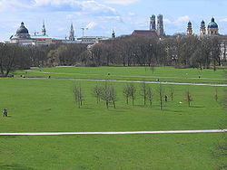 20060416-Blick vom Monopteros.jpg