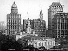 Newspaper Row um 1900, links das New York World Building