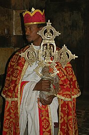 Croix de procession en Éthiopie