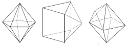 Zleva pentagonální bipyramida, očepičkované trigonální prizma a očepičkovaný oktaedr