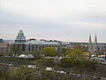 English: The national Art Gallery and the major Catholic Cathedral in Ottawa Français : Le musée des Beaux-arts du Canada et la Basilique-Cathédrale Notre-Dame