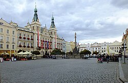 Центральна площа міста.