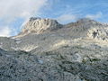 Les abruptas parés predreses del Triglav