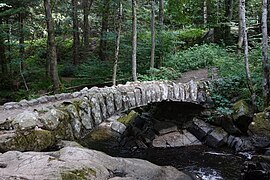 Pont de pierre (Gérardmer - Xonrupt-Longemer)