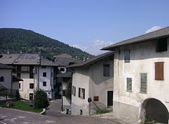 Crossing of Via Giardino and Via Dosso in Vattaro