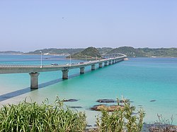 角岛大橋（日语：角島大橋）