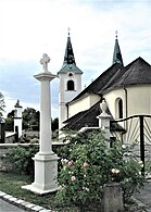 Hügel-Säule seit 2017 Kirchenplatz