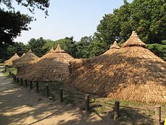 Reconstitution d'un village néolithique.