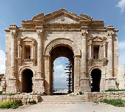 L'arc d'Hadrien reconstitué, en 2008.