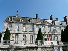 Le château de Nontron.