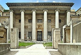 Museo Maffeiano (Verona) - Peristyle facade