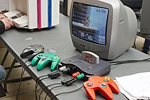 Nintendo 64 (26017220053).jpg