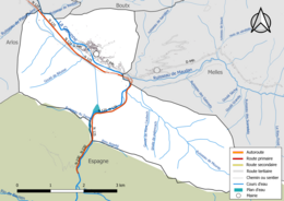 Carte en couleur présentant le réseau hydrographique de la commune