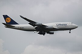 Boeing 747-400