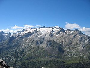 Pico Aneto (nos Pireneos españois). Cara norte.