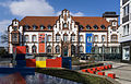 * Nomination Old Post Office (Alte Post) with Hajek fountain in the foreground in Mülheim --Tuxyso 22:24, 13 March 2016 (UTC) * Promotion Good quality. --Ralf Roletschek 23:08, 13 March 2016 (UTC)