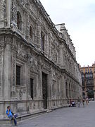 Español: El Ayuntamiento de Sevilla Français : L'hôtel de ville de Séville English: Seville town hall